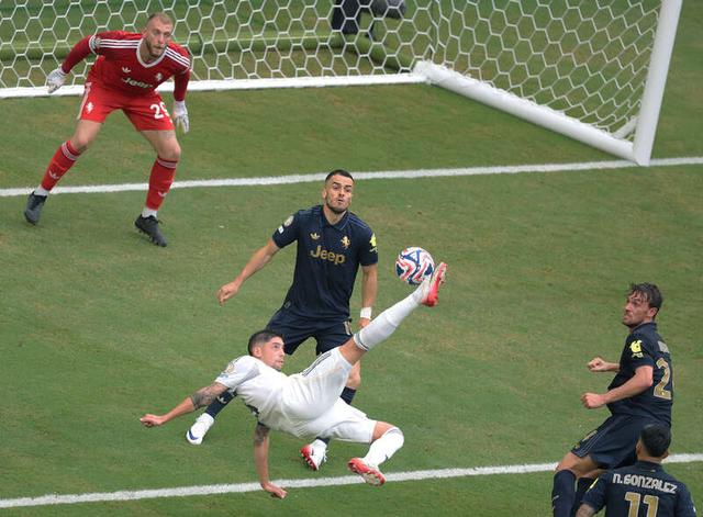 Kaiyun中国大陆全站注册关于阿斯顿维拉豪取连胜备战NBA常规赛C罗在皇家马德里比赛中精彩发挥，这操作让人直呼：阿斯顿维拉围绕亚冠造点机会的信息